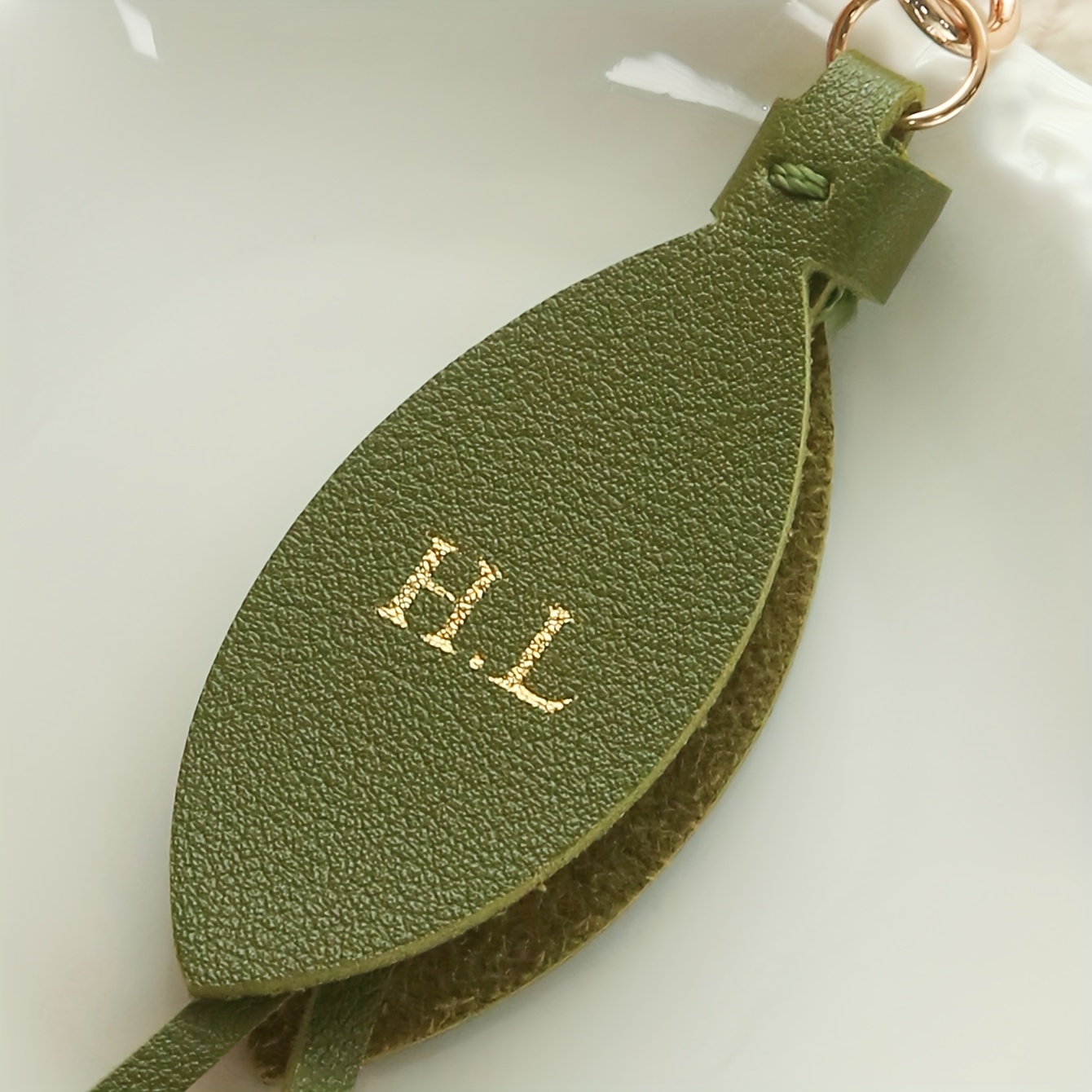 Customized Initals Leather Tul - đánh giá và giá Monogram Keychain Leather